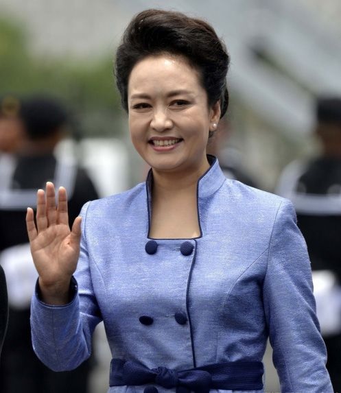 向上(shàng)海(hǎi)合作組織婦女(nǚ)教育與減貧論壇發表視頻緻辭